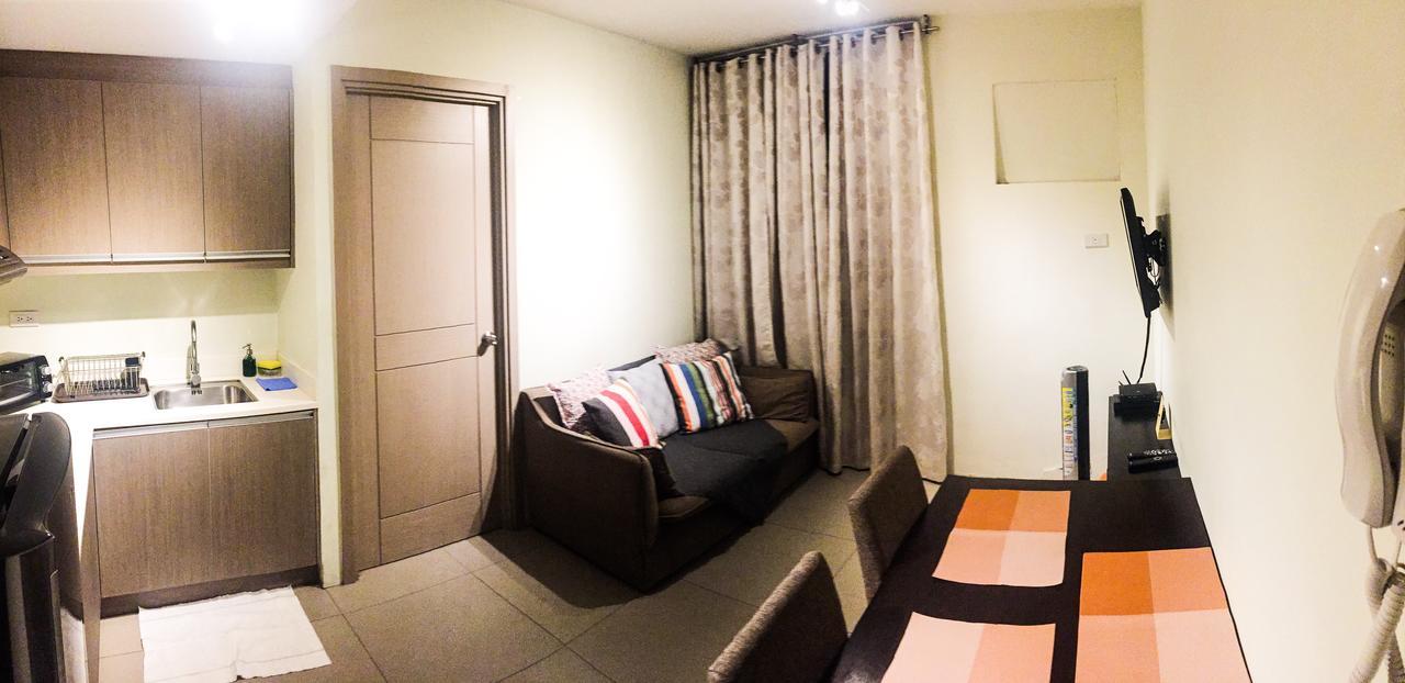 Antel Serenity Suites At Poblacion Makati Makati City Buitenkant foto