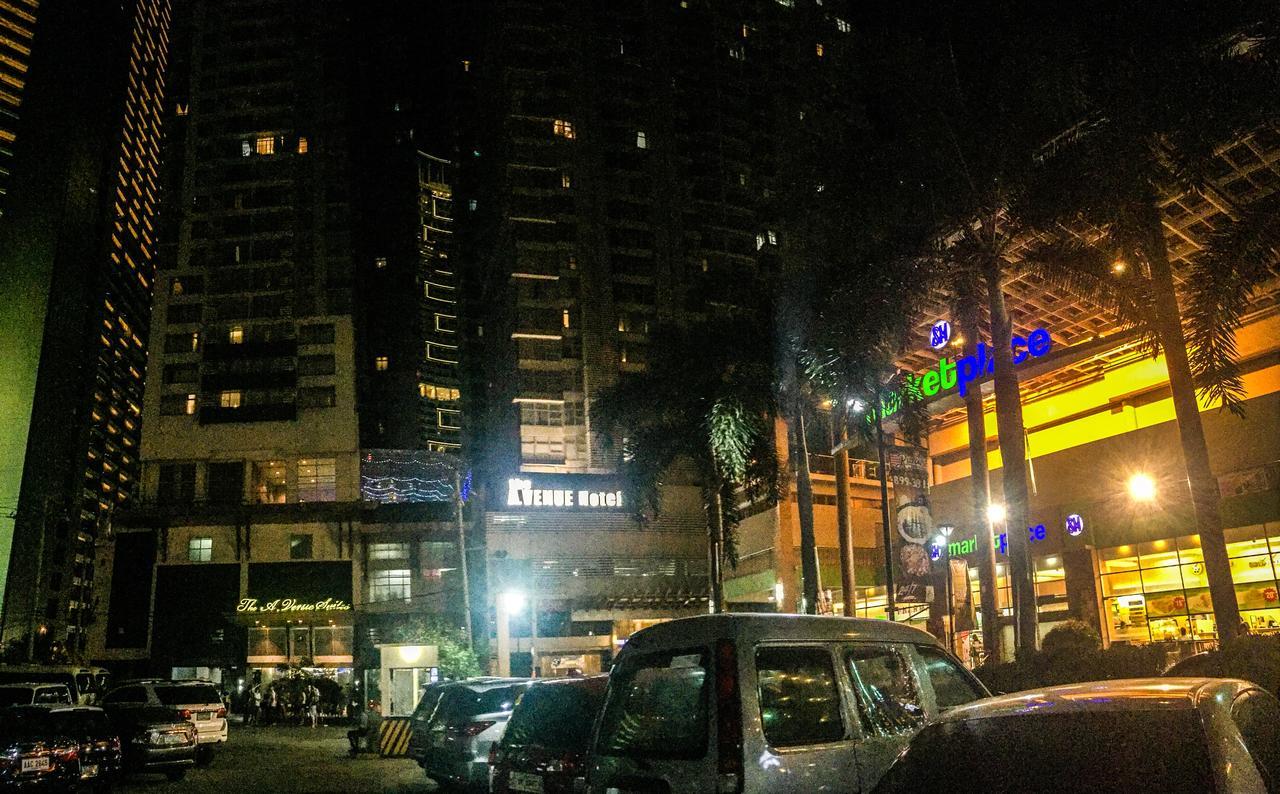 Antel Serenity Suites At Poblacion Makati Makati City Buitenkant foto
