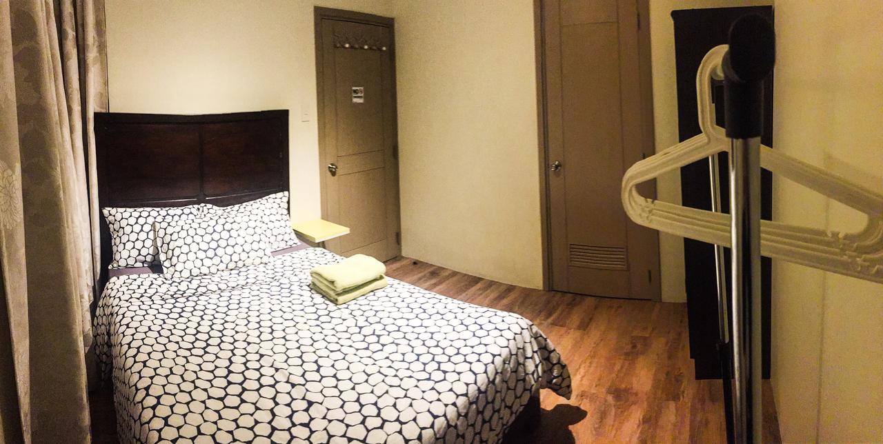Antel Serenity Suites At Poblacion Makati Makati City Buitenkant foto